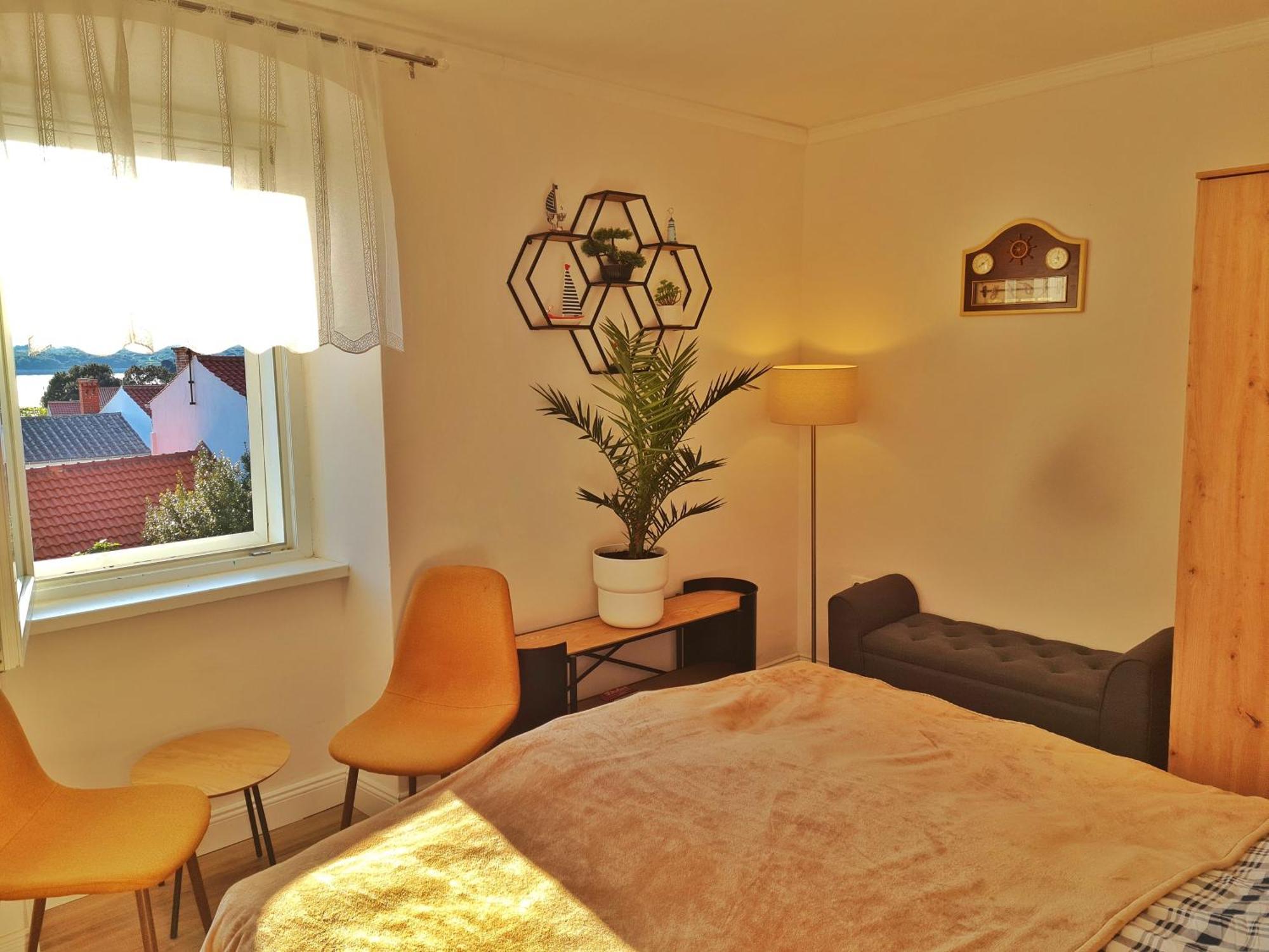 Holiday Place Veli Dvor - Vacation House With Private Garden In Old Town Punat Luaran gambar
